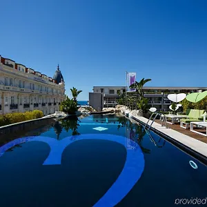 **** Hotel 3.14 Francia