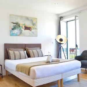 Appartement - Rénové Et Moderne - Au Calme - Centre - à Pied