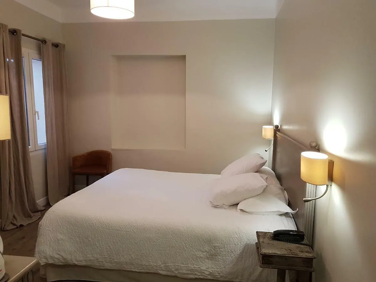 Hôtel Au Bon Coin Biarritz 3*,