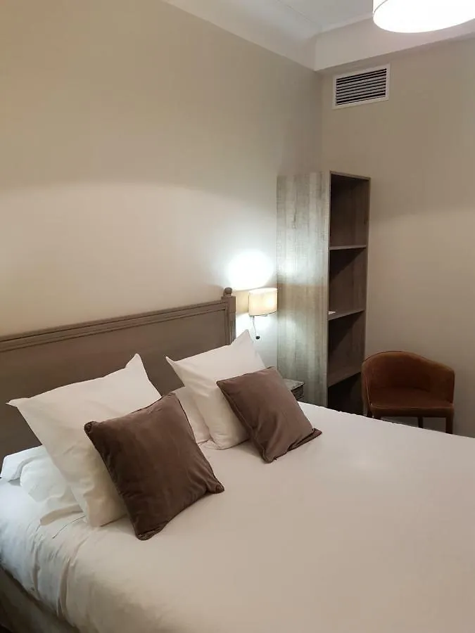 Hôtel Au Bon Coin Biarritz 3*,